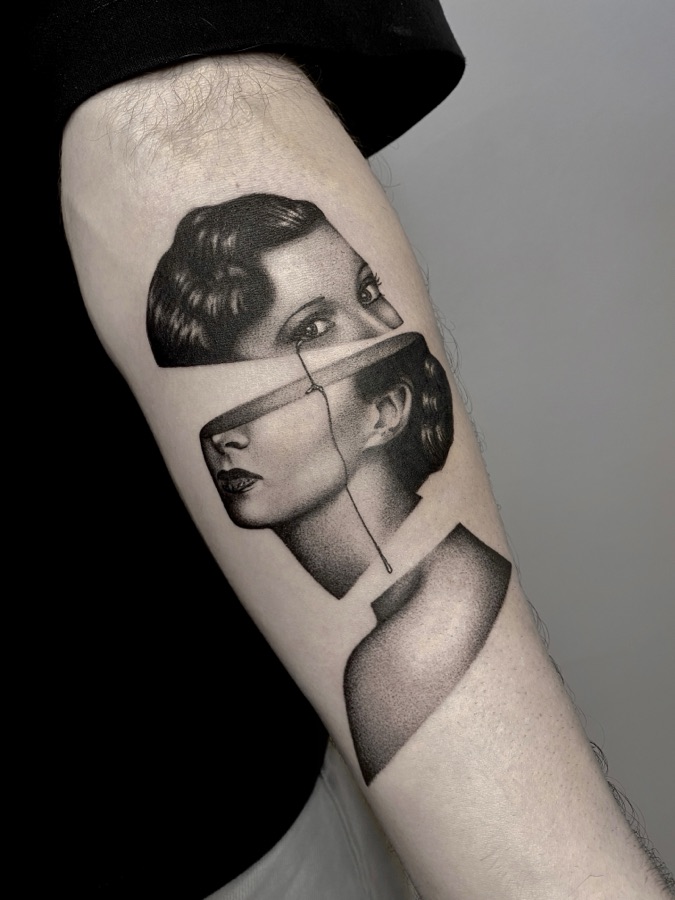 Fine line tattoo