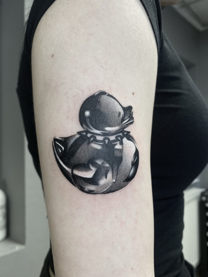 Fine line tattoo